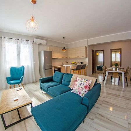 Lydia'S Apartments Mármaron Екстериор снимка