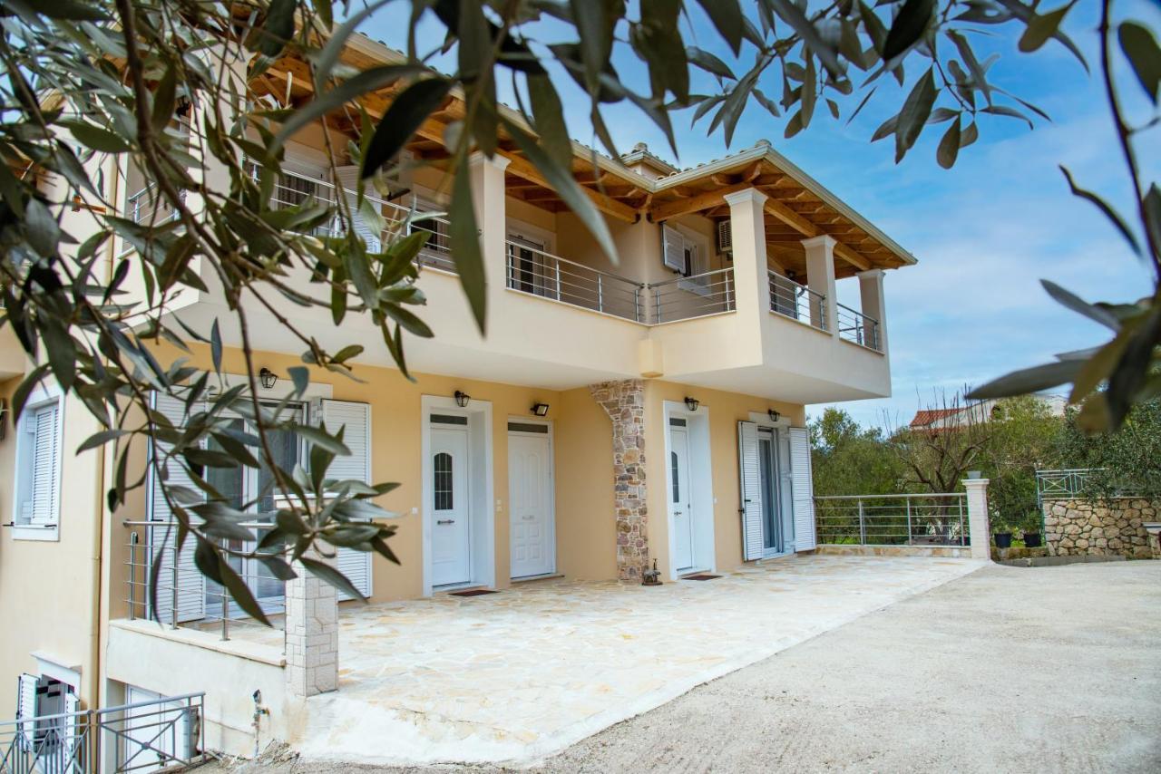 Lydia'S Apartments Mármaron Екстериор снимка