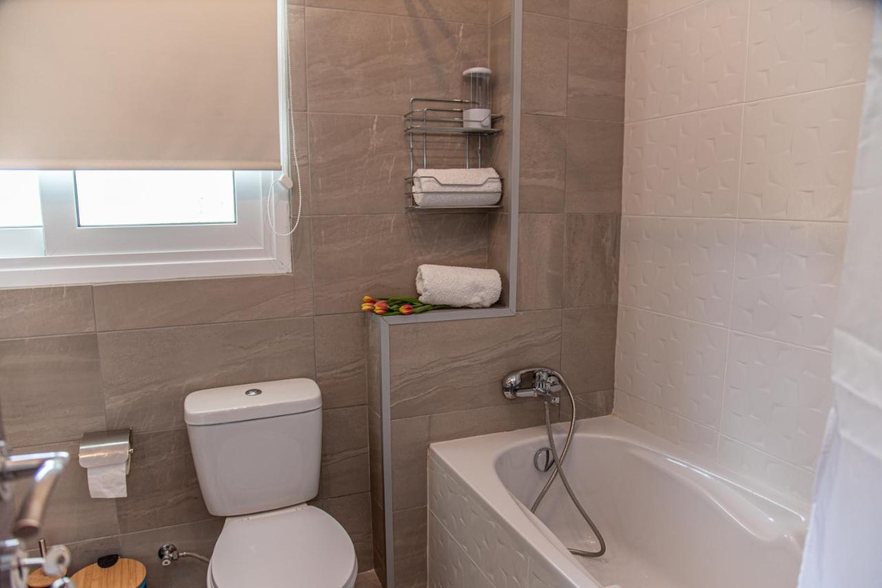 Lydia'S Apartments Mármaron Екстериор снимка